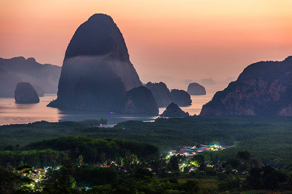 10 ทะเลสวยพังงา อาบแดดกลางธรรมชาติ ชมความงามทะเลใต้