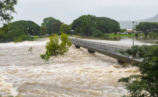 "ออสเตรเลีย" ฝนตกหนักไม่หยุด ควีนส์แลนด์เสี่ยงเกิด "น้ำท่วมใหญ่"