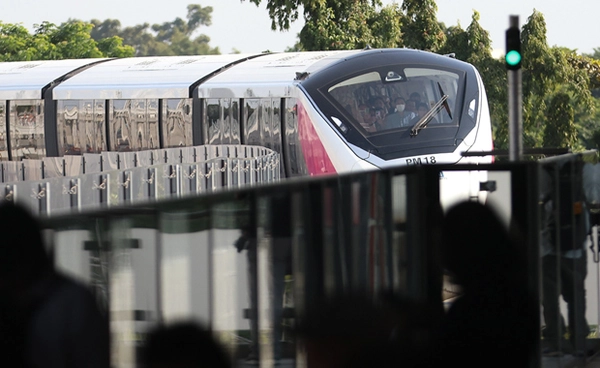 ข่าวดี! รถไฟฟ้าสายสีชมพูส่วนต่อขยาย สถานีศรีรัช - เมืองทองธานี เตรียมเปิดให้นั่งฟรี 1 เดือน