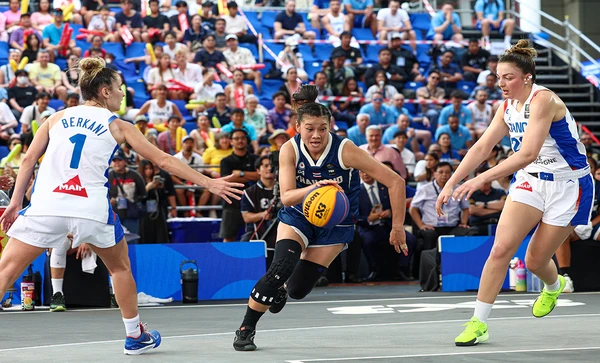 แฟนไทยเฮ หญิงไทยประเดิมนัดแรกชนะฝรั่งเศษ FIBA 3x3 Champions Cup 2025