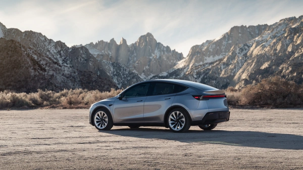 Tesla เปิดตัว New Model Y รถยนต์ไฟฟ้าที่ขายดีที่สุดในโลก