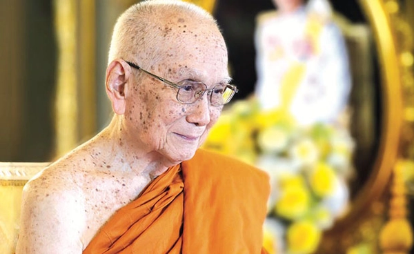 วันมาฆบูชา 2568 สมเด็จพระสังฆราช ประทานพระคติธรรม ไม่ทำร้าย - พูดร้าย 