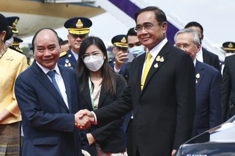 APEC 2022 ประมวลภาพ นายกรัฐมนตรีต้อนรับประธานาธิบดีเวียดนามและภริยา 