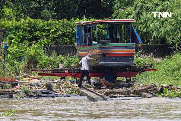 ”ชัชชาติ“ ลงเรือตรวจแนวคันกันน้ำ เตรียมรองรับน้ำเหนือลงมาถึงพื้นที่ กทม.