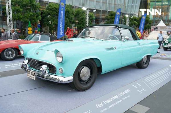 สัมผัสตำนานรถโบราณ ริมเจ้าพระยา ในงาน “ICONSIAM VINTAGE CAR SHOW”