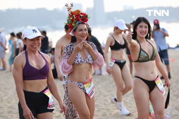 ทะเลลุกเป็นไฟ นักวิ่งกว่า 5,000 คน วิ่งบิกินี่ริมหาดพัทยา