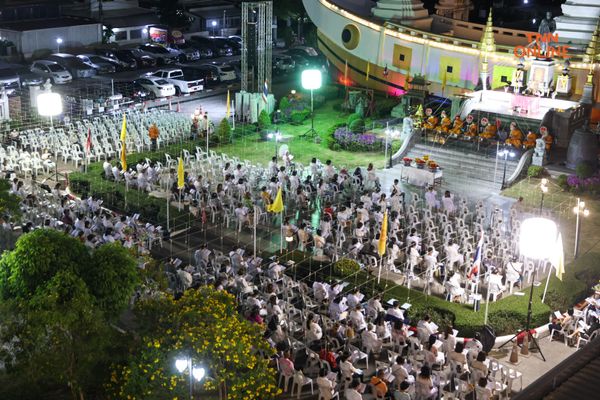 เคานต์ดาวน์วิถีพุทธ ประชาชนร่วมสวดมนต์ข้ามปี