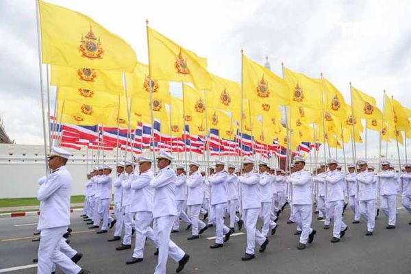 กทม.เชิญคนโทน้ำศักดิ์สิทธิ์ เฉลิมพระเกียรติ 72 พรรษา พระบาทสมเด็จพระเจ้าอยู่หัว