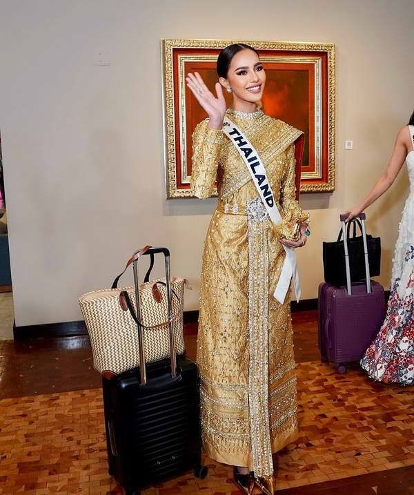 โอปอล สุชาตา สวม ชุดไทยศิวาลัย สุดงดงาม ร่วมงานเปิดตัวมงกุฎ Miss Universe 2024