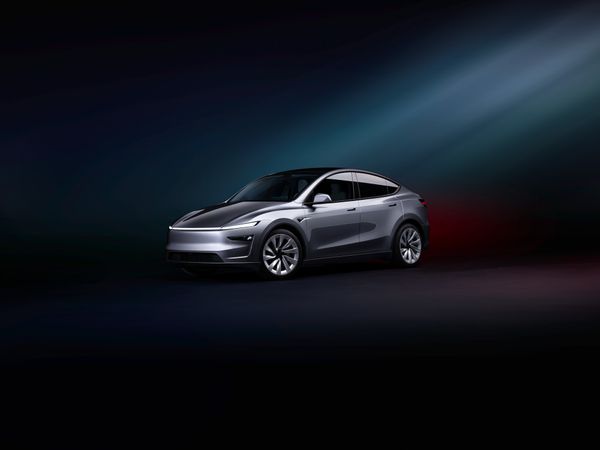 New Tesla Model Y 2025 เปิดตัวดีไซน์ใหม่ วิ่งไกลสุด 551 กม. WLTP ราคาเริ่มต้น 1,769,000 บาท