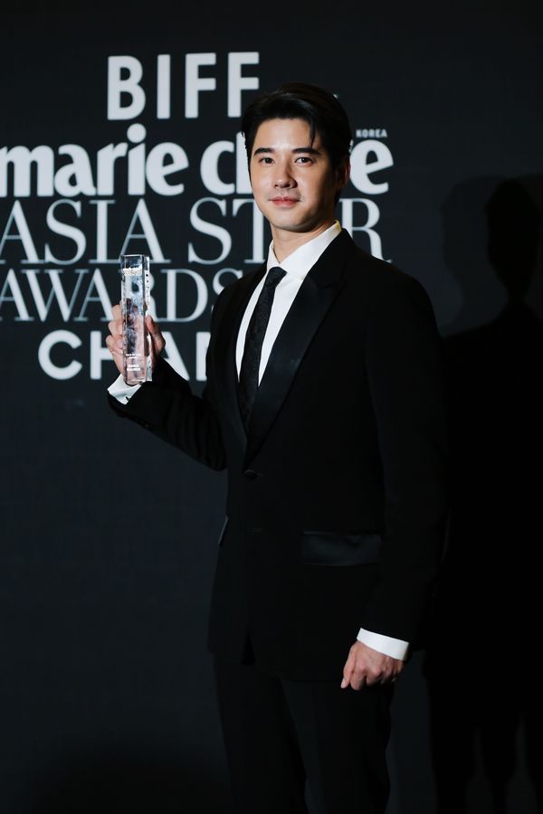 มาริโอ้ เมาเร่อ คว้ารางวัล Face of Asia ในงาน BIFF With Marie Claire Asia Star Awards 2022 (มีคลิป)