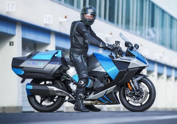  Kawasaki เผยโฉม Ninja มอเตอร์ไซค์สุดแกร่งขับเคลื่อนพลังไฮโดรเจน