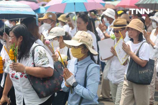 วันสุดท้ายเนืองแน่น ชาวพุทธเข้ากราบพระบรมสารีริกธาตุและพระอรหันตธาตุ