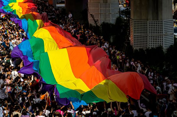 ก้าวย่างแห่งสิทธิ LGBTQ+: ไทยเปิดประตูสู่ความเท่าเทียมในปี 2024