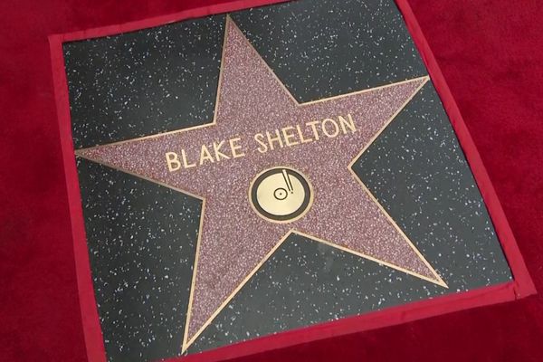 “Blake Shelton” ได้รับดวงดาว  “Hollywood Walk of Fame”