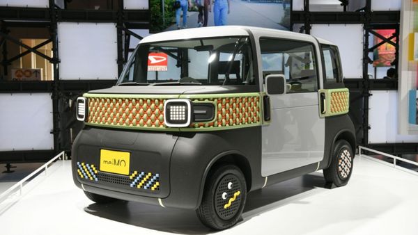 Daihatsu เปิดตัวรถยนต์ “me: MO” ปรับแต่งได้ตามใจด้วยชิ้นส่วนพิมพ์ 3 มิติ