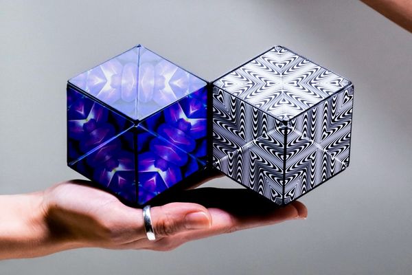 Shashibo Cube ลูกรูบิคยุคใหม่ เชื่อมต่อกันได้ เป็นมากกว่าของเล่น 