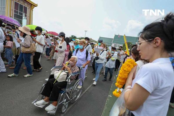 วันสุดท้ายเนืองแน่น ชาวพุทธเข้ากราบพระบรมสารีริกธาตุและพระอรหันตธาตุ