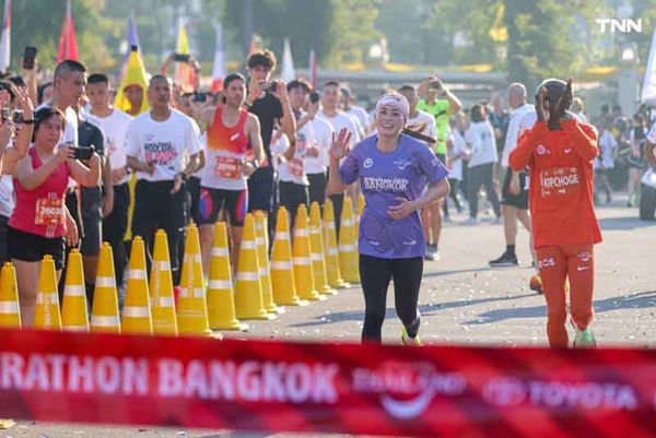 ประมวลภาพ พระราชินี ทรงร่วมกิจกรรมวิ่งผ่าเมือง Amazing thailand Marathon Bangkok 2024