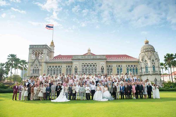 เปิดทำเนียบฯ ถ่ายภาพประวัติศาสตร์ “สมรสเท่าเทียม” ธงสีรุ้งปักลงบนประเทศไทย