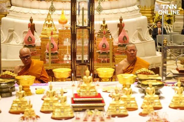 จัดสร้าง พระพุทธรูปทองคำ สมทบทุนสร้างอาคารโรงพยาบาลรามาธิบดีแห่งใหม่