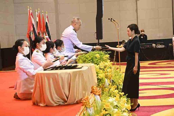 นางมาริษา เจียรวนนท์ เข้ารับพระราชทานโล่เกียรติยศ ในฐานะผู้ทำคุณประโยชน์ต่อเด็กและเยาวชน เนื่องในวันเยาวชนแห่งชาติ ประจำปี 2567