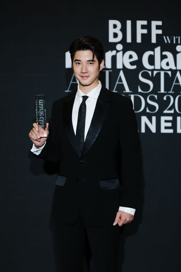 มาริโอ้ เมาเร่อ คว้ารางวัล Face of Asia ในงาน BIFF With Marie Claire Asia Star Awards 2022 (มีคลิป)