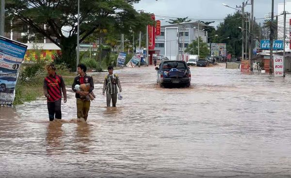 แม่สายฝนตกระดับน้ำเพิ่มขึ้นเล็กน้อย 