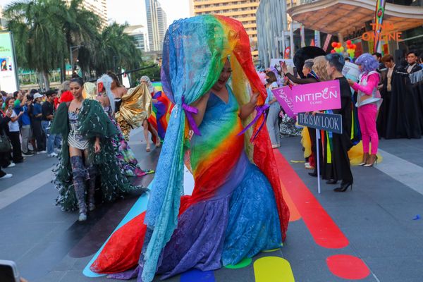 อลังการพาเหรด LGBTQIAN+ ร่วมฉลอง Pride Month สุดยิ่งใหญ่ กว่า 500 ชีวิต