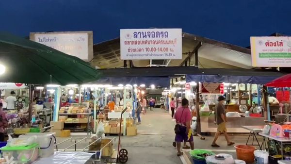 ตลาดสดเทศบาลนครนนทบุรีเปิดวันแรก-เข้มมาตรการป้องกันโควิด