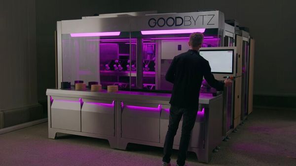 GoodBytz ตู้หุ่นยนต์ปรุงอาหารครบวงจรผลงานจากเยอรมนี