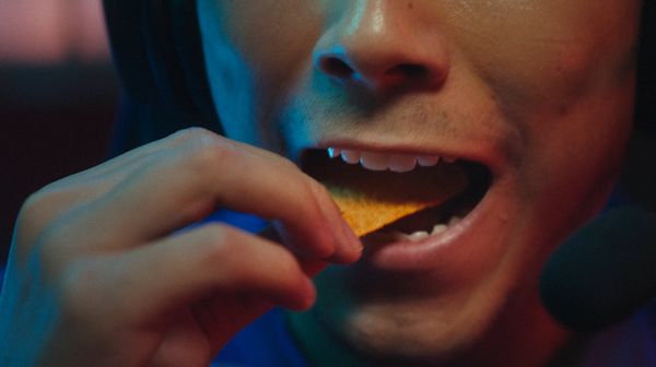 “Doritos” เปิดตัวซอฟต์แวร์ AI ช่วยตัดเสียงเคี้ยวขนมให้เหล่าเกมเมอร์