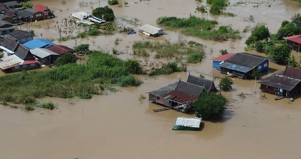 น้ำท่วมอยุธยา! บางบาล จมน้ำ 16 ตำบล เดือดร้อน 8,182 ครัวเรือน