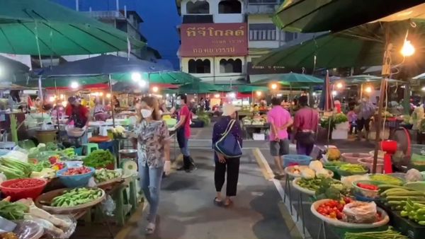 ตลาดสดเทศบาลนครนนทบุรีเปิดวันแรก-เข้มมาตรการป้องกันโควิด