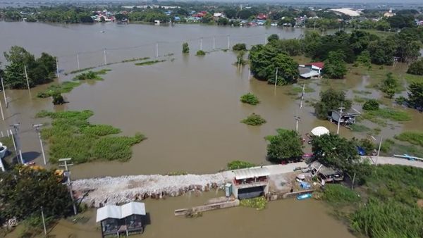 สรุปสถานการณ์ เขื่อนเจ้าพระยา 20 ต.ค. ระบายน้ำลดลง-เหนือเขื่อนยังอ่วม