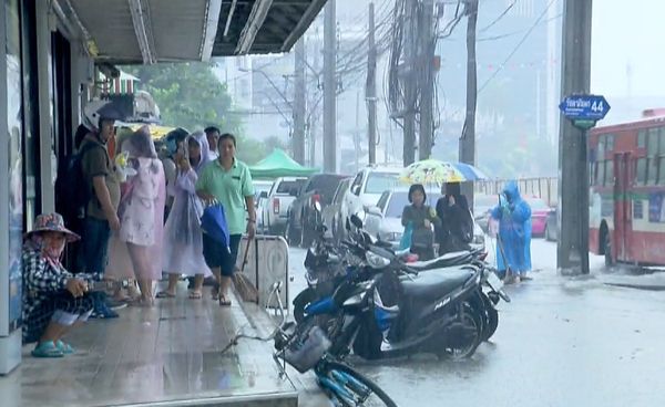 รู้จักกันมั๊ย? “ฝนราชการ” ตกตอนเลิกงาน ไม่ใช่เรื่องบังเอิญ