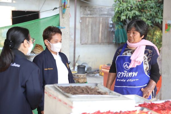 ประกันสังคมลงพื้นที่เยี่ยมให้กำลังใจผู้ประกันตนทุพพลภาพจ.เชียงราย