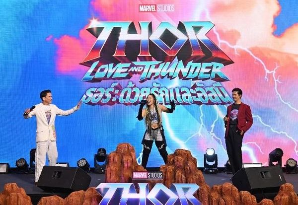 ‘ณเดชน์ ควง ญาญ่า’ พร้อม 3 ศิลปินสาวกมาร์เวล ร่วมงานเปิดตัวภาพยนตร์ Thor: Love and Thunder