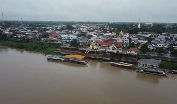 “น้ำท่วมนครพนม” แม่น้ำโขงวิกฤตประกาศพื้นที่ประสบภัยทั้งจังหวัด