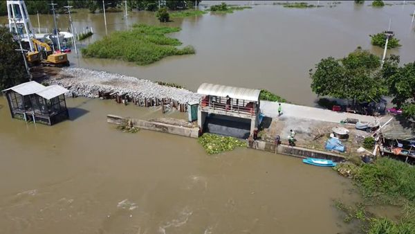 สรุปสถานการณ์ เขื่อนเจ้าพระยา 20 ต.ค. ระบายน้ำลดลง-เหนือเขื่อนยังอ่วม