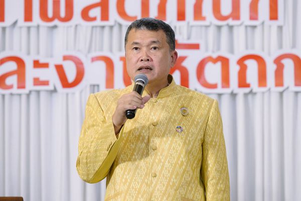 มหาดไทยสานต่อพระดำริ ผ้าไทยใส่ให้สนุก เดินหน้าพัฒนา OTOP ผ้าไทยสู่แฟชั่นโลก