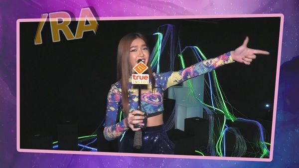 6 สาว LYRA พาทัวร์ “Lyra Galaxy Experience”   (มีคลิป)