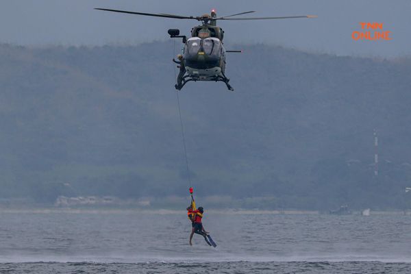 ทดสอบขีดความสามารถ “เรือหลวงช้าง” ลำเลียงกำลังพลและช่วยผู้ประสบภัยทางทะเล  