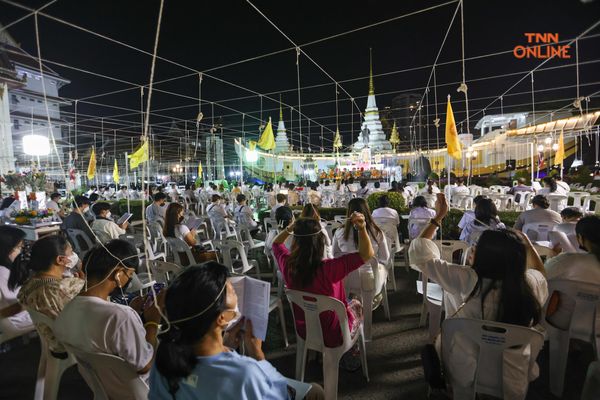 เคานต์ดาวน์วิถีพุทธ ประชาชนร่วมสวดมนต์ข้ามปี