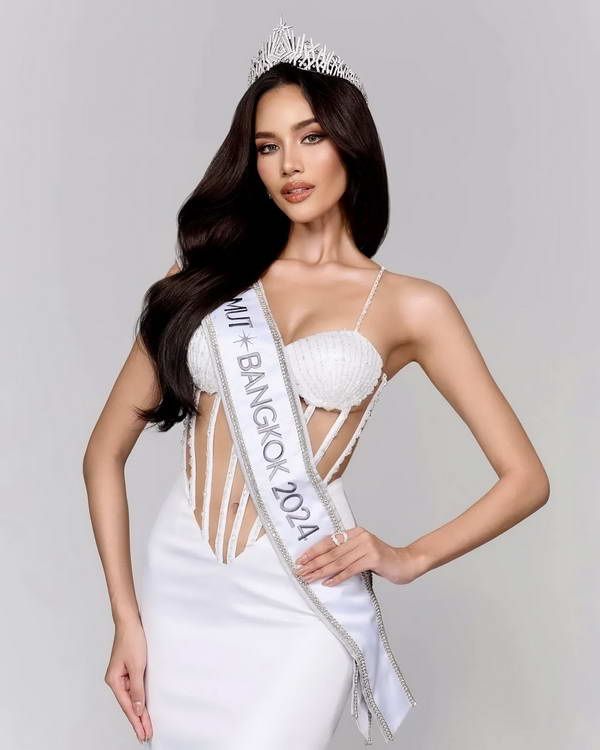 โอปอล สุชาตา คือใคร? สาวตาคมผู้ครองตำแหน่ง Miss Universe Thailand 2024