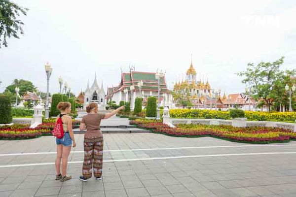 ประดับดอกไม้ เติมสีสันบนถนนประวัติศาสตร์ เฉลิมพระเกียรติในโอกาสพระราชพิธีมหามงคลวันเฉลิมพระชนมพรรษา 2567