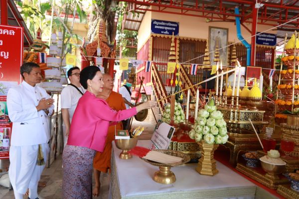 ครอบครัวทำตามความตั้งใจของ อาต้อย เศรษฐา ทำพิธีพุทธาภิเษก เหรียญเศรษฐศิลป์ 