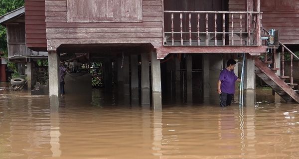 ลำปางน้ำท่วม 3 อำเภอ 17 หมู่บ้าน เร่งช่วยเหลือผู้ประสบภัย