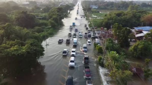 สรุปสถานการณ์ เขื่อนเจ้าพระยา 20 ต.ค. ระบายน้ำลดลง-เหนือเขื่อนยังอ่วม