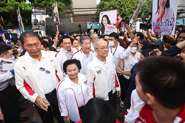 เลือกตั้ง 2566 ประมวลภาพพรรคการเมืองนำทีมสมัครส.ส.แบบแบ่งเขตกทม.